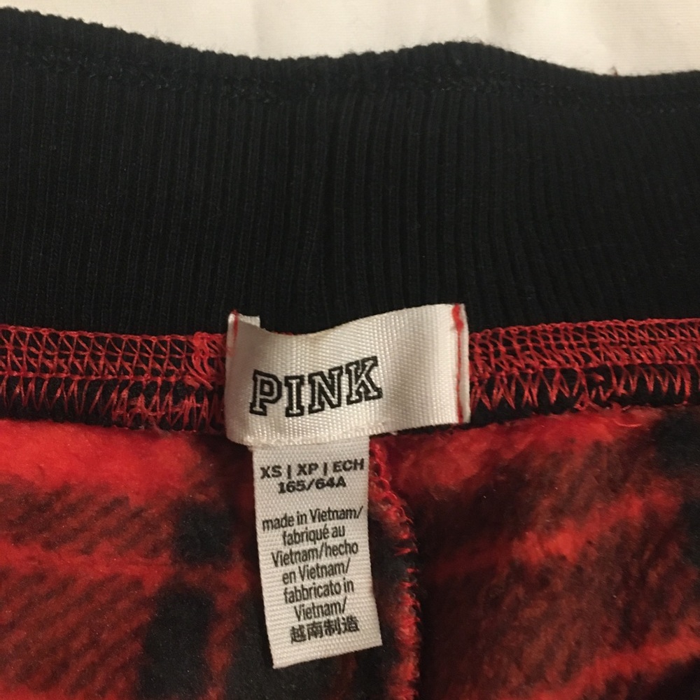 VS PINK BOXY SHORTS - Picture 2 of 3